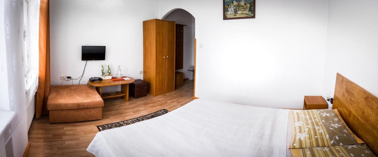 Penzión Marco Polo Vrútky Exterior foto